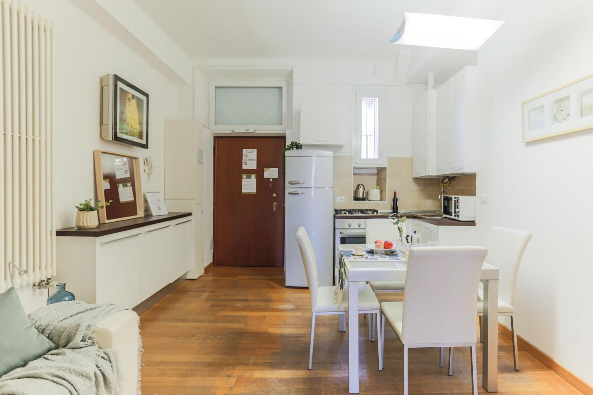 The Best Rent - Near Navigli Mailand