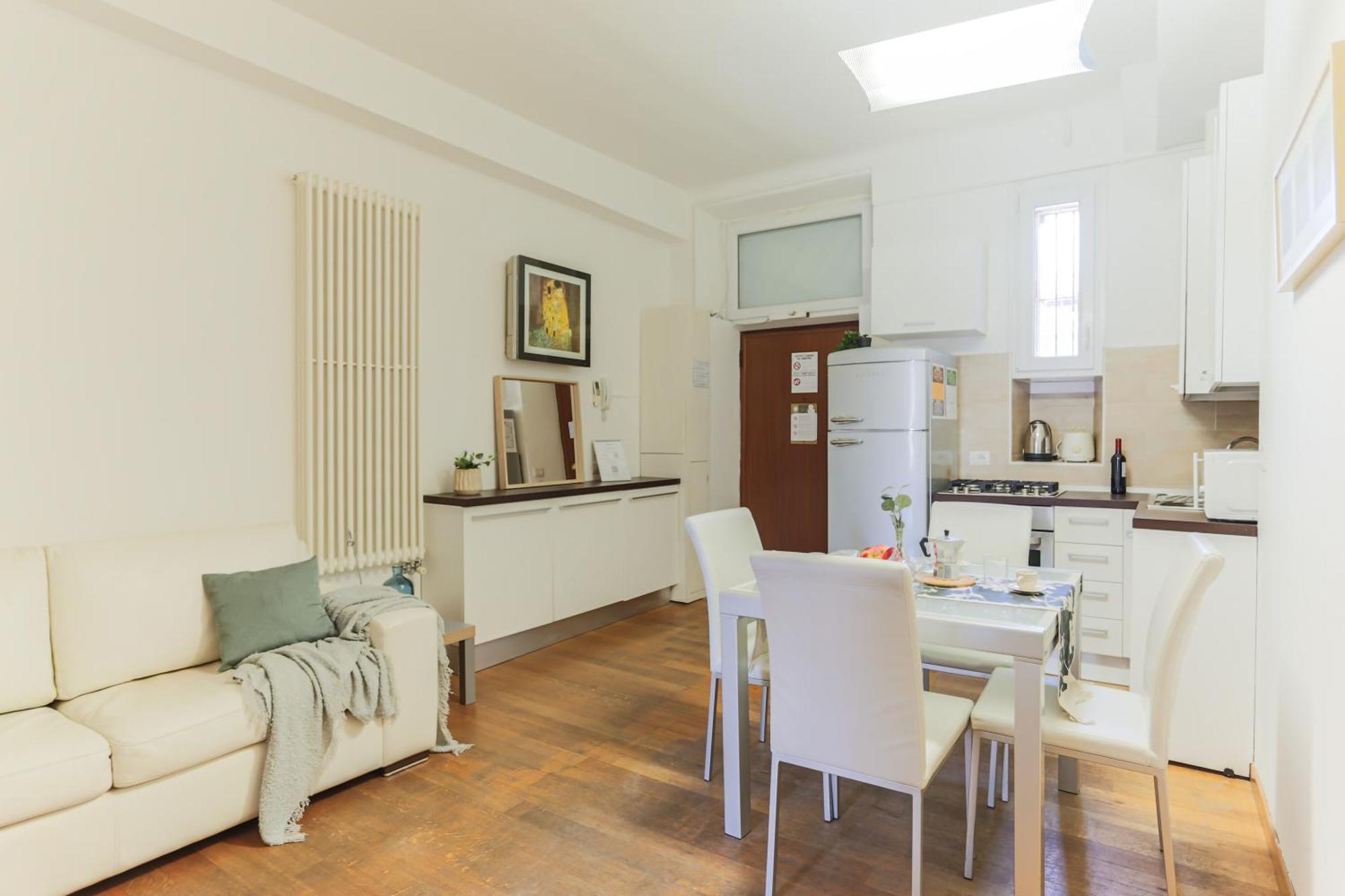 The Best Rent - Near Navigli Mailand